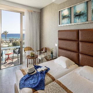 Room Room