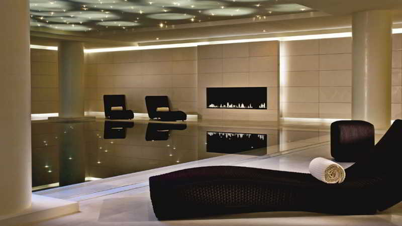 Sports and Entertainment
 di Ritz Carlton