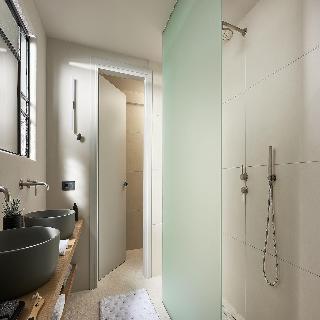 Cave Suites