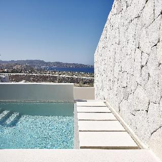 Cave Suites