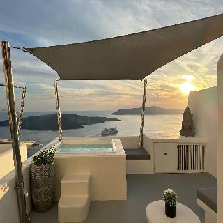 Dagaz Suites
