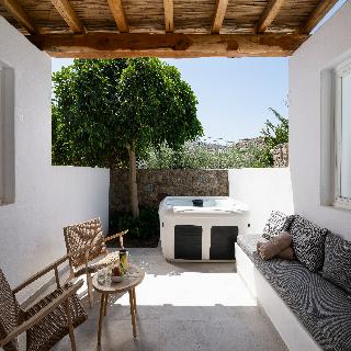 Oliving Mykonos Suites