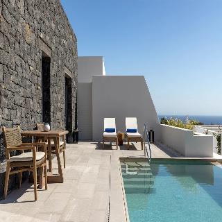 Sandblu Santorini, LXR Hotels & Resorts
