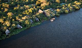 Royal Chundu River Zambezi Lodge