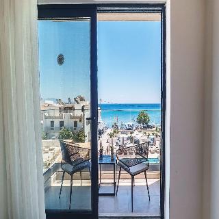 Cabana Blu Lifestyle Boutique Hotel & Suites