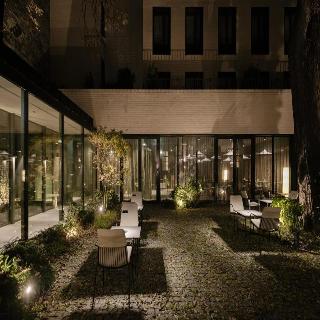 Boho Budapest, Small Luxury Hotels