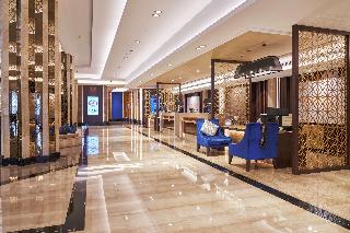 The Diplomat Radisson Blu Hotel, Residence & Spa - Diele