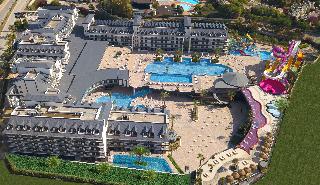 Dream World Palace Hotel