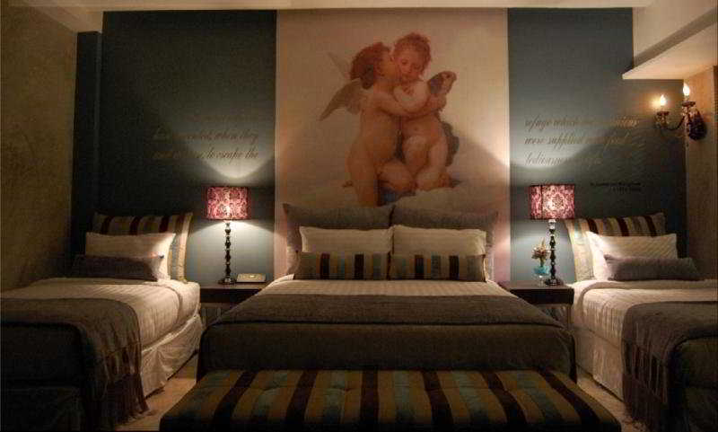 Room thumbnail 6
