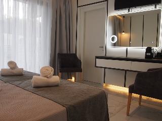 Oros Paradise Hotel