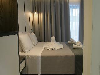 Oros Paradise Hotel