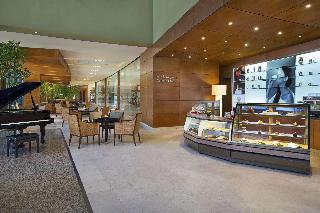 Hilton Kuwait Resort - Restaurant