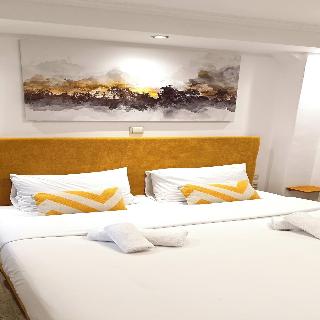 Apeiron Acropolis Suites