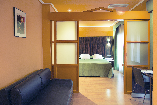 Room
 di Gran Via