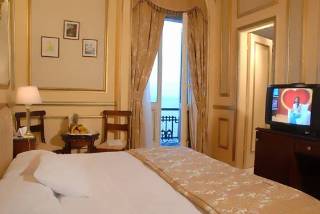 Room
 di Le Metropole Hotel