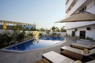 Pool
 di Lemon Tree Hinjawadi Pune Hotel