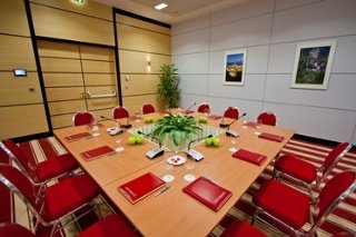 Conferences
 di Antunovic Zagreb