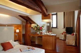 Room
 di Ruzzini Palace