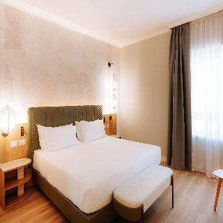 Room Room