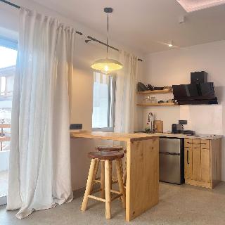 Mykonos Dot Suites