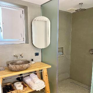 Mykonos Dot Suites