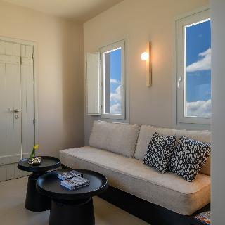 Arch Suites