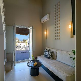 Arch Suites