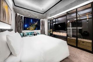 Deluxe Room Twin