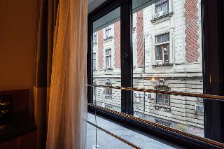 Peakture Hotel