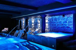 Pool
 di Grand Hotel