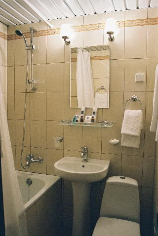 Room thumbnail 5