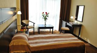 Room thumbnail 17