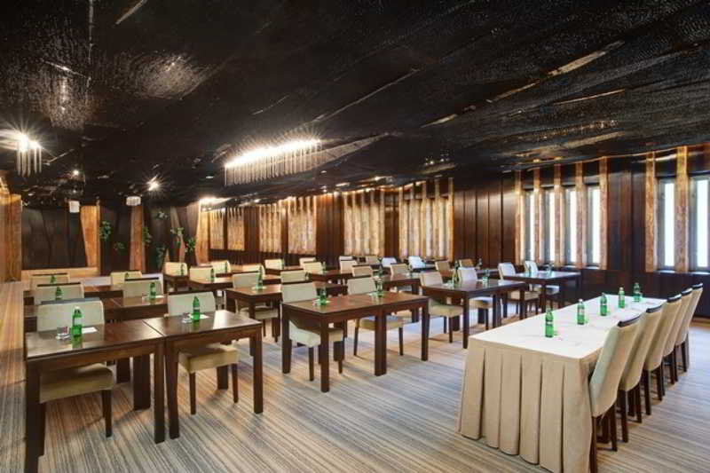 Conferences
 di Yalta Intourist