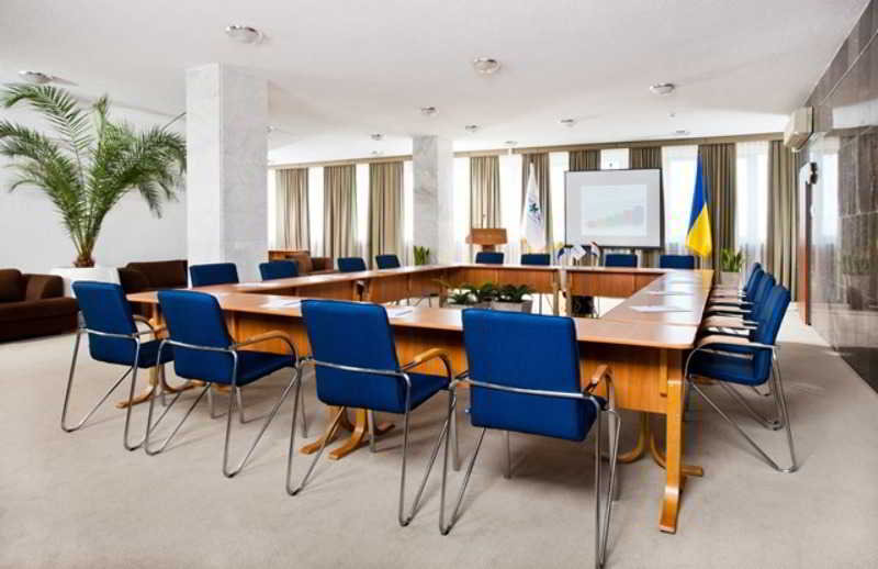 Conferences
 di Yalta Intourist