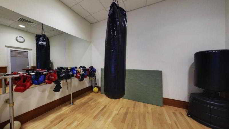 Sports and Entertainment
 di Victoria Hotel Center