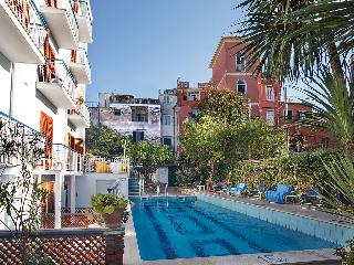 Club Sorrento, Sorrento