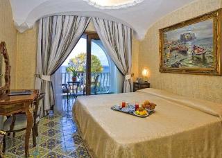 Strand Hotel Delfini, Ischia