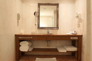 Room thumbnail 17