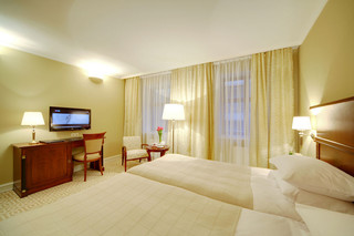 Room thumbnail 28