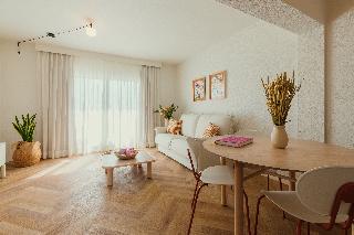 Room Room