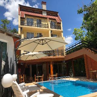 Family Hotel Central