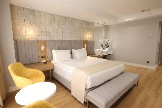 ADM Grand Hotel