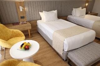 ADM Grand Hotel