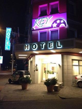 Key Hotel