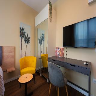Romana Luxury Design Suites - City Center