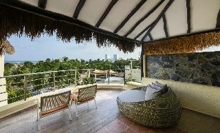 Room Room