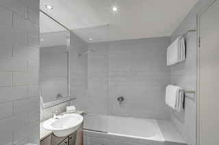 Room thumbnail 17