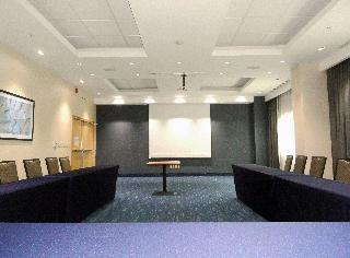 Stay at Holiday Inn Express & Suites Toluca Zona Aeropuert