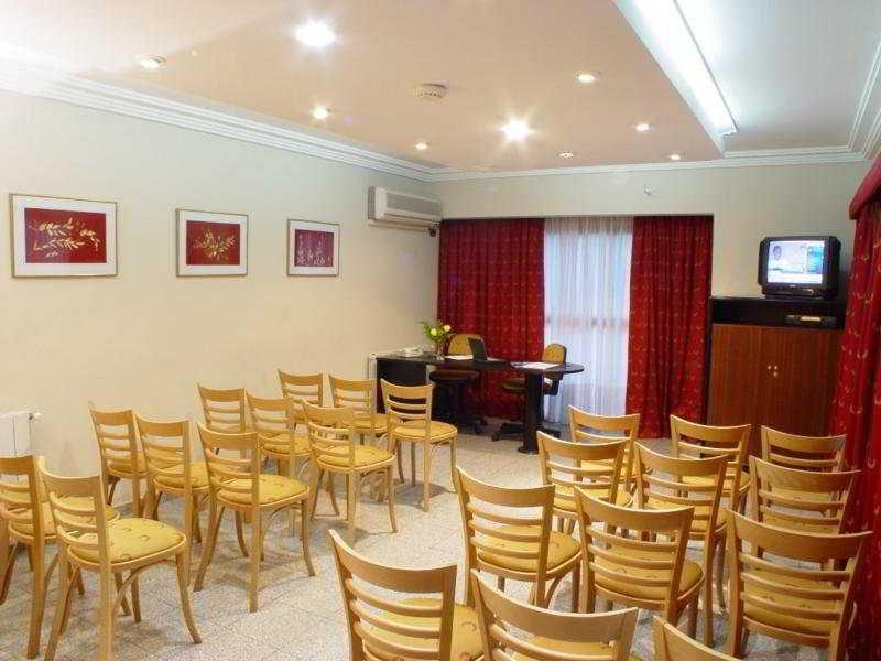 Conferences
 di Reina Victoria Suites & Towers