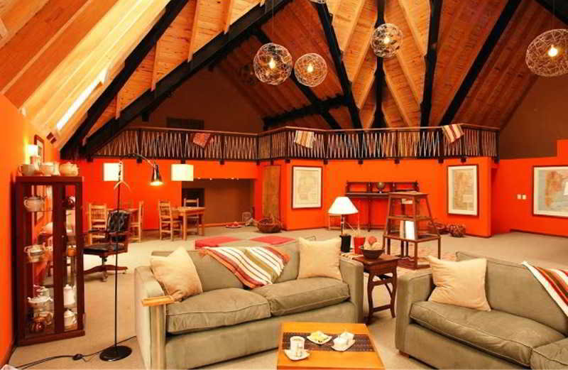 Lobby
 di Los Cerros